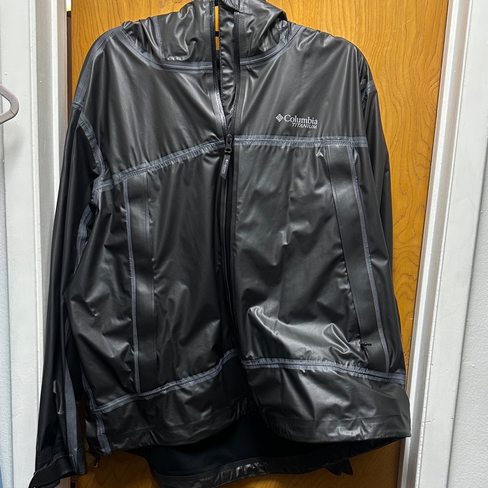 Columbia Charcoal Gray Rain Jacket